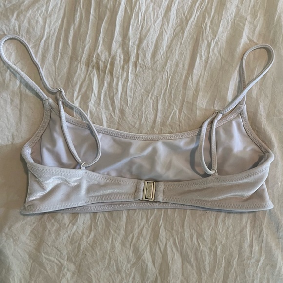 Triangl Cindy Bikini Top - Picture 2 of 4